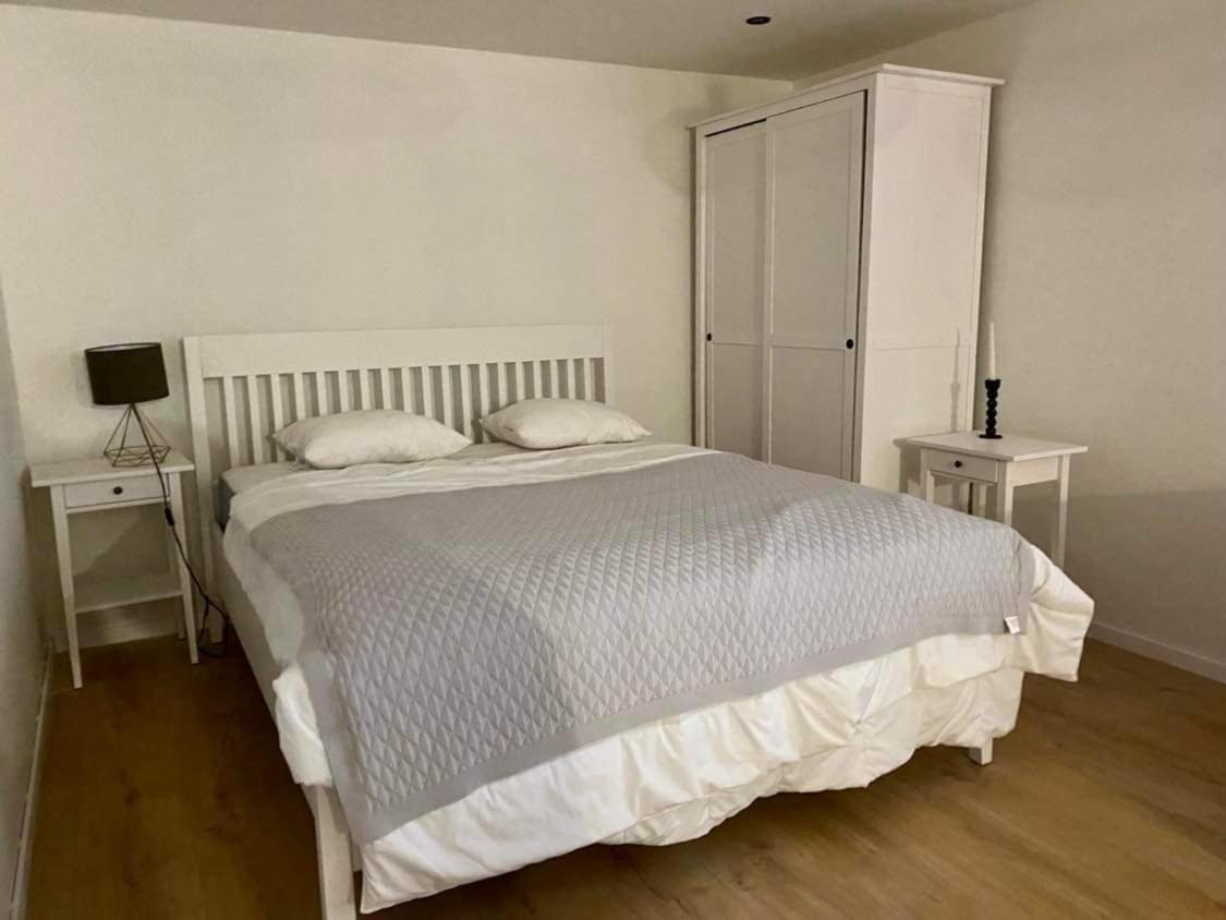 Brick Apartment 日利纳 外观 照片